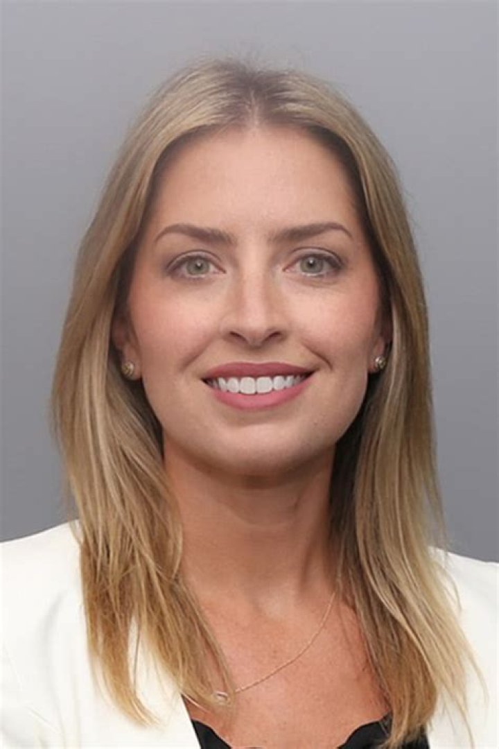 Dr Hannah Straight Height, Age, Boyfriend, Biography, Wiki, Net Worth