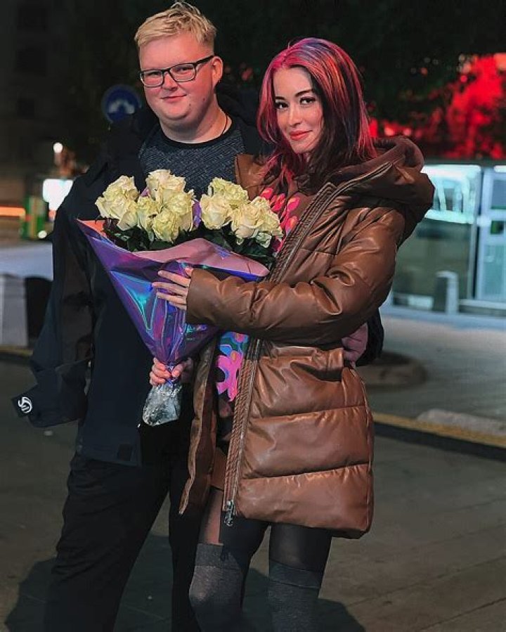 
Has Boombl4 Left Navi? Russian Pro Gamer Ex Wife LiQueen And Divorced Reasons 