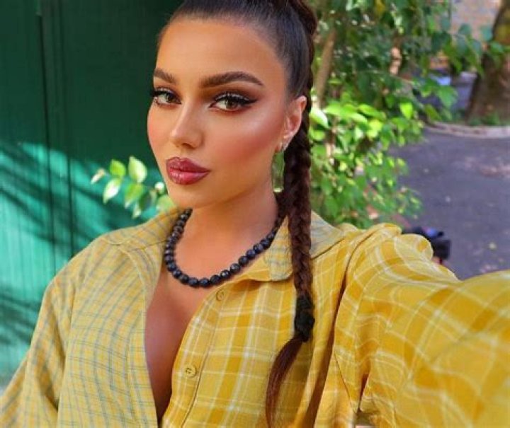 
Nastya Badbarbie Height, Weight, Net Worth, Age, Birthday, Wikipedia, Who, Nationality, Biography 