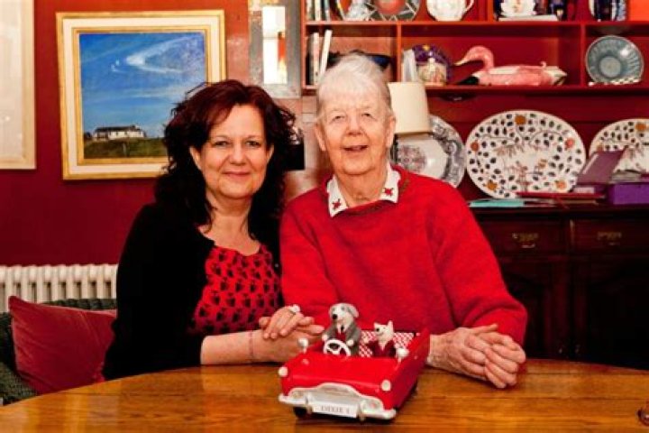 Who Is Shirley Hughes Daughter Clara Vulliamy And Where Is She Currently? Details About The Family Of Popular English Author
